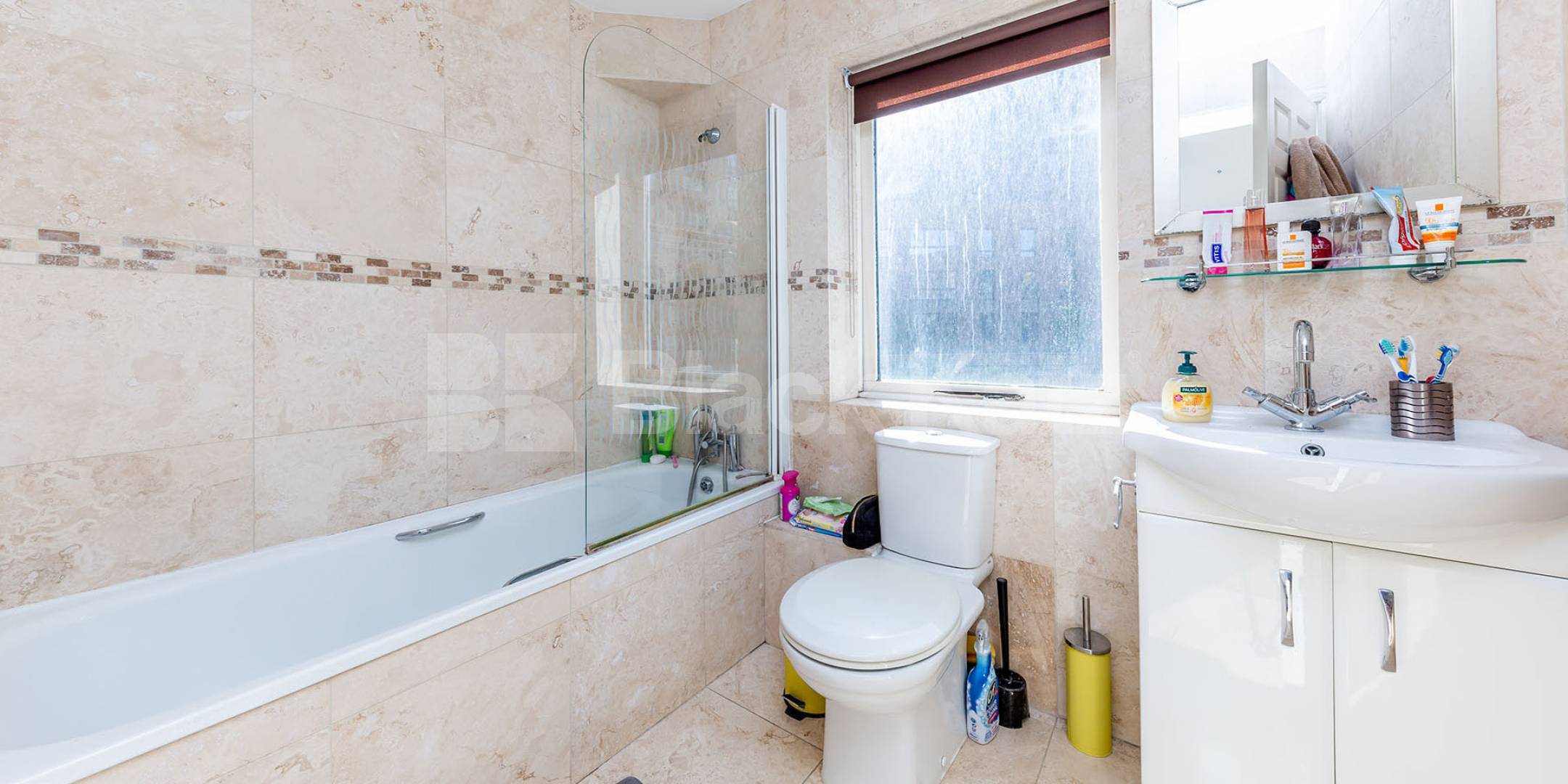 			2 BED 2 BATH NY CAMDEN MARKET!, 2 Bedroom, 1 bath, 1 reception Flat			 Castlehaven Road, CAMDEN